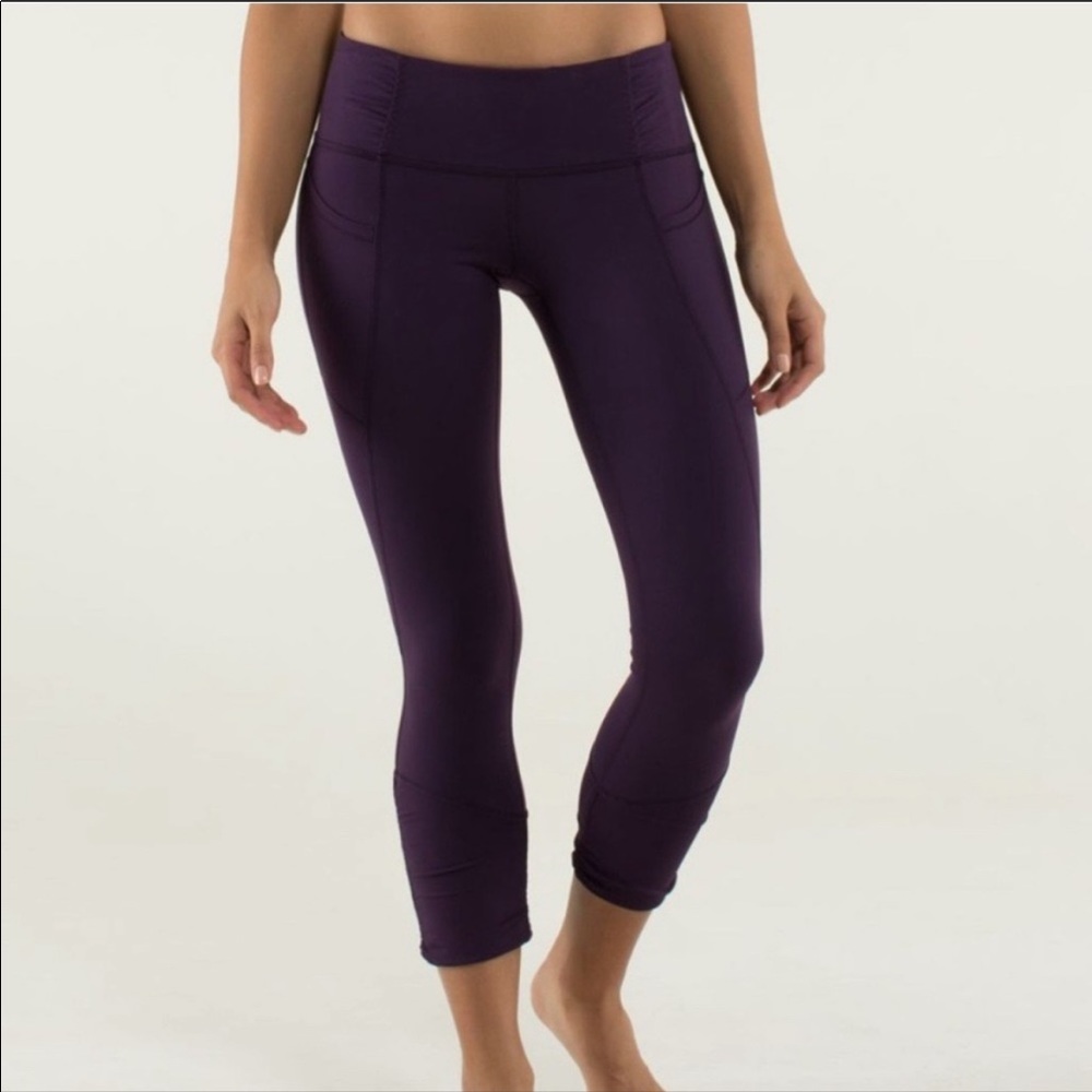 Lululemon • Practice Daily Crops Deep Zinfandel